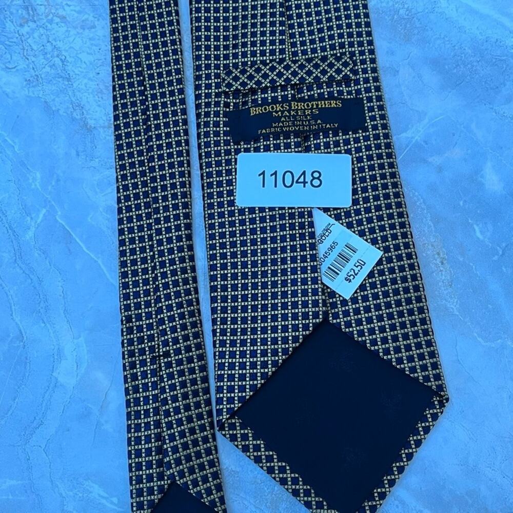NWT Vintage Brook Brothers Makers Men's Silk Tie Gold Checkered - Picture 8 of 8
